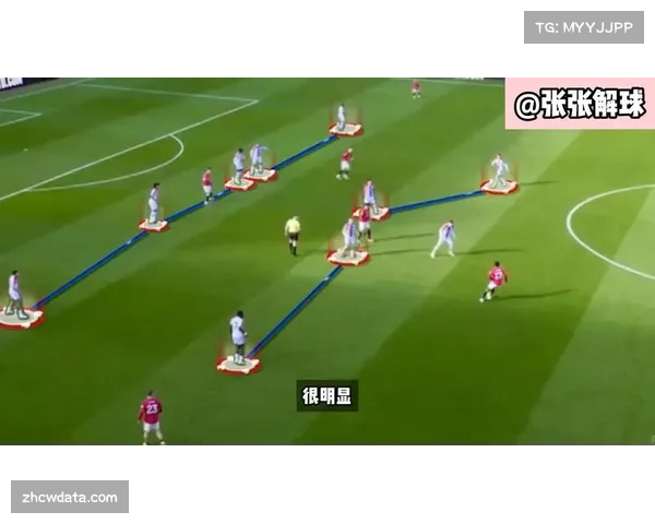 欧足联宣布对一名涉嫌在欧冠比赛中投掷杂物的球迷实施全球观赛禁令